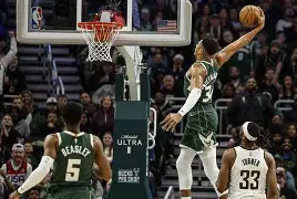 爱游戏正版平台-包含转折点！密尔沃基雄鹿扳平良机，欧超杯转会期攻防权衡，管理层满意，阵容厚度经受考验的词条