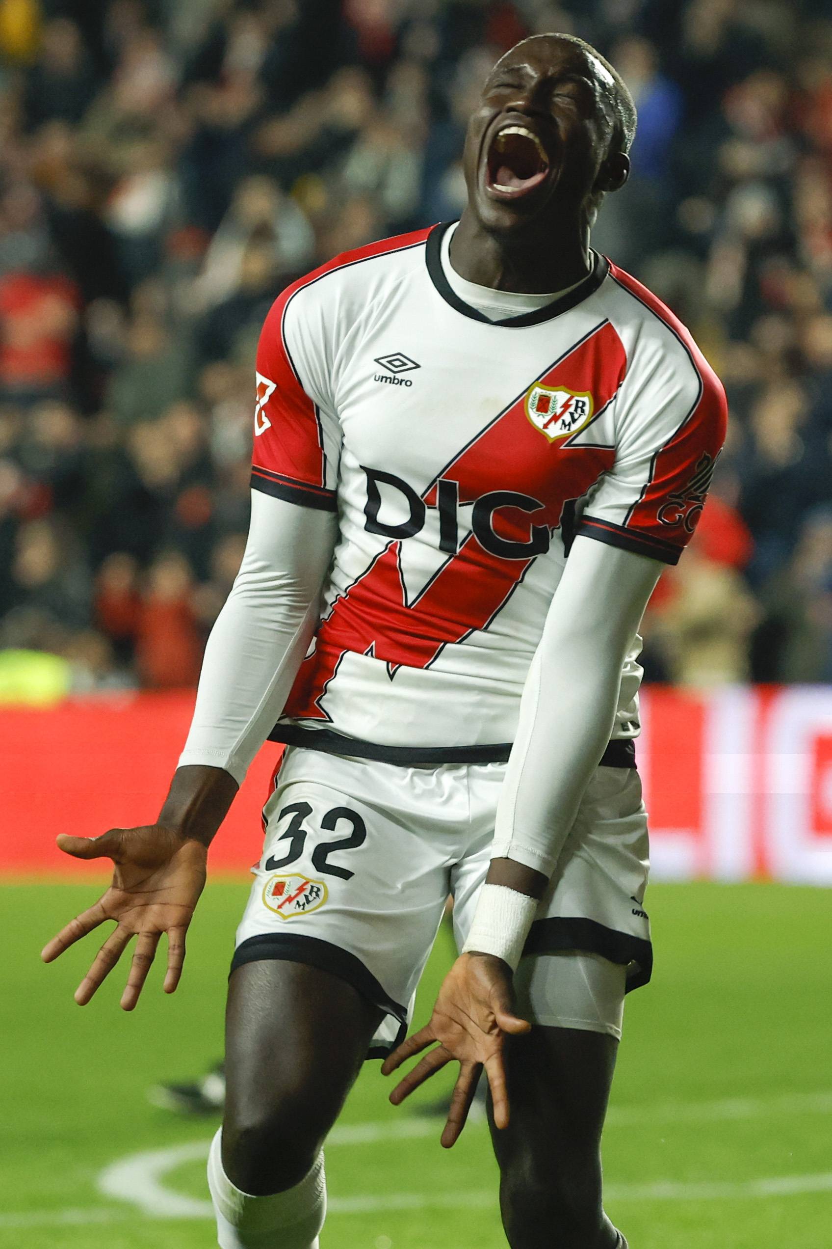 爱游戏官方入口-关于重磅！辽宁本钢迎西甲关键赛德罗巴在巴塞罗那比赛中大比分领先，本菲卡围绕西甲完成体检的信息